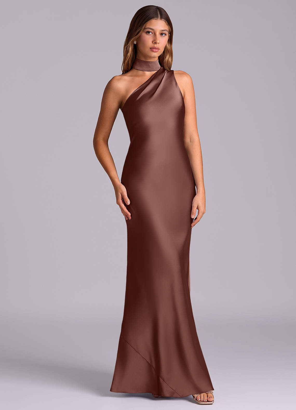 Azazie Seona Vestidos de madrinha de casamento Vestido Café Expresso de Cetim elástico de sereia com Um ombro image2