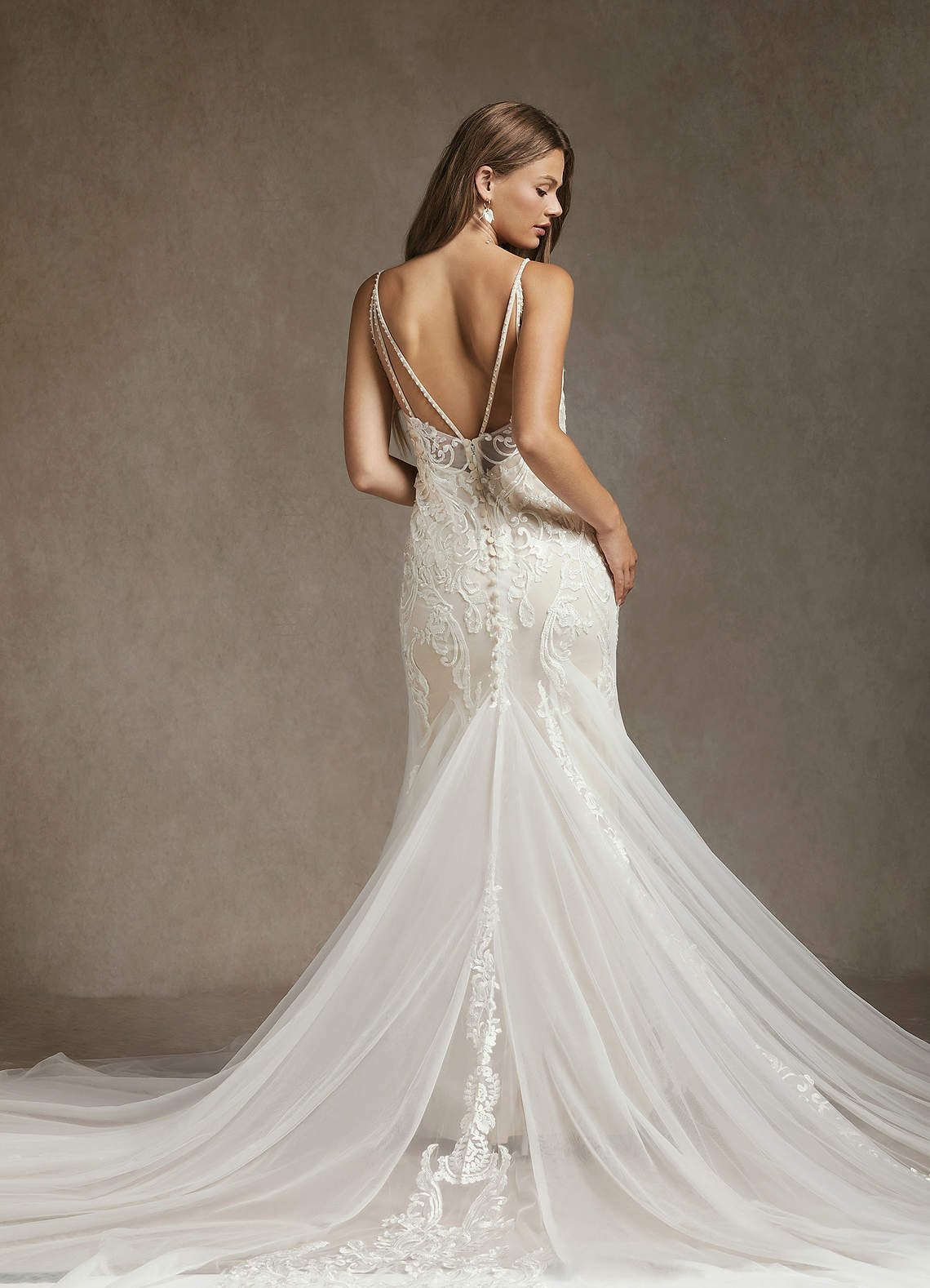 Azazie Josephine At-home Try On Dresses Diamond White Champagne Mermaid V-Neck Sequins Tulle Dress image1