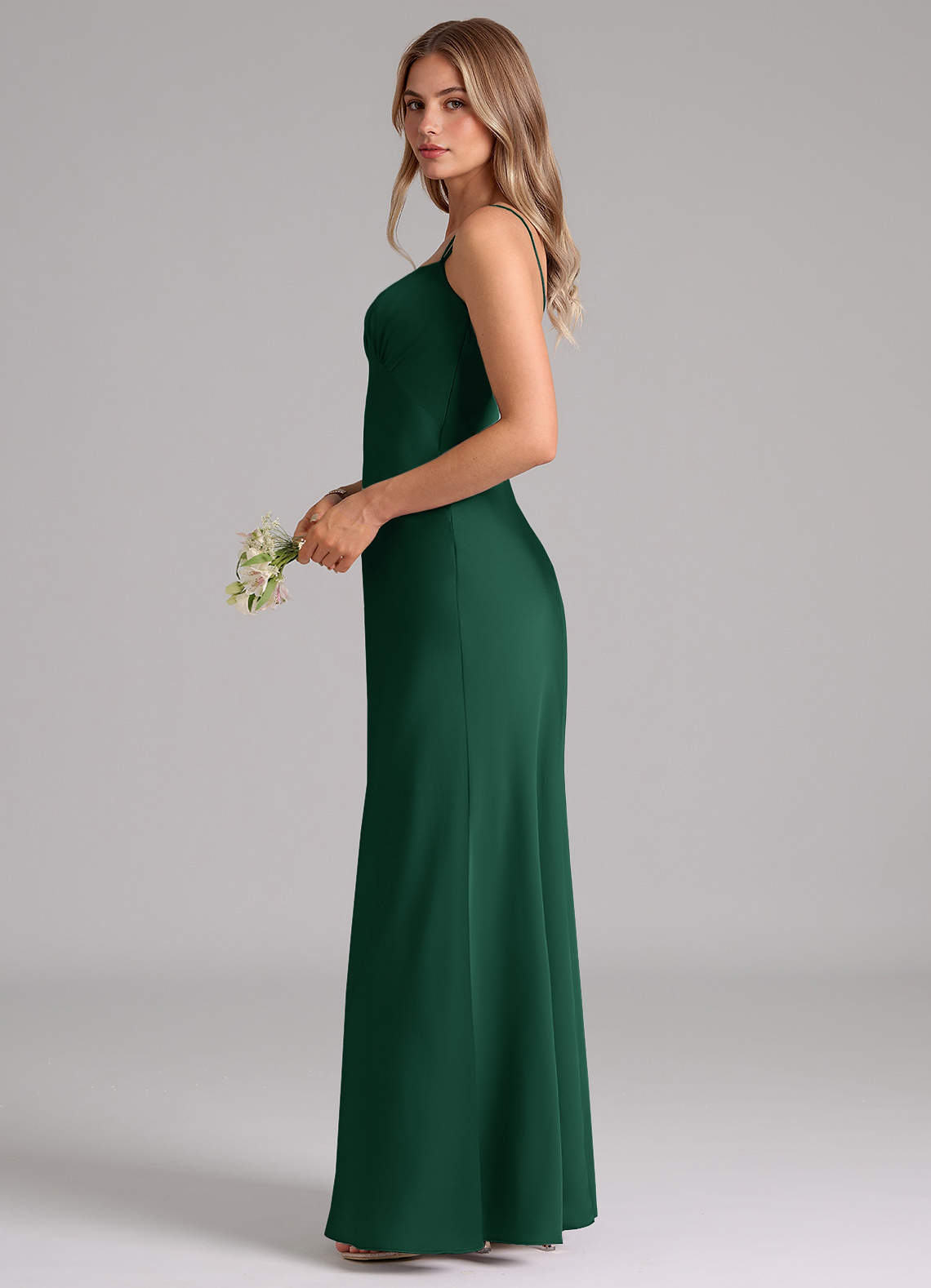 Azazie Suttona Vestidos de damas de honor Vestido de Verde Oscuro de Satén Elástico de Corte en A con Plisado image4