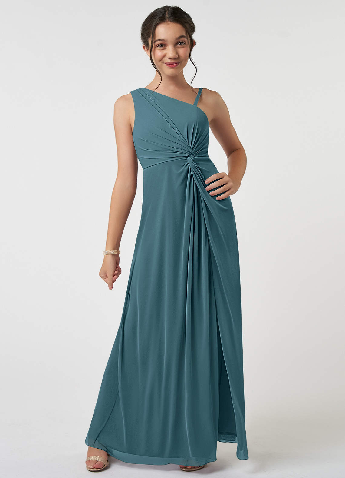 Azazie Brooke Junior Abito A-Line in Maglia Plissettato Bermuda image1