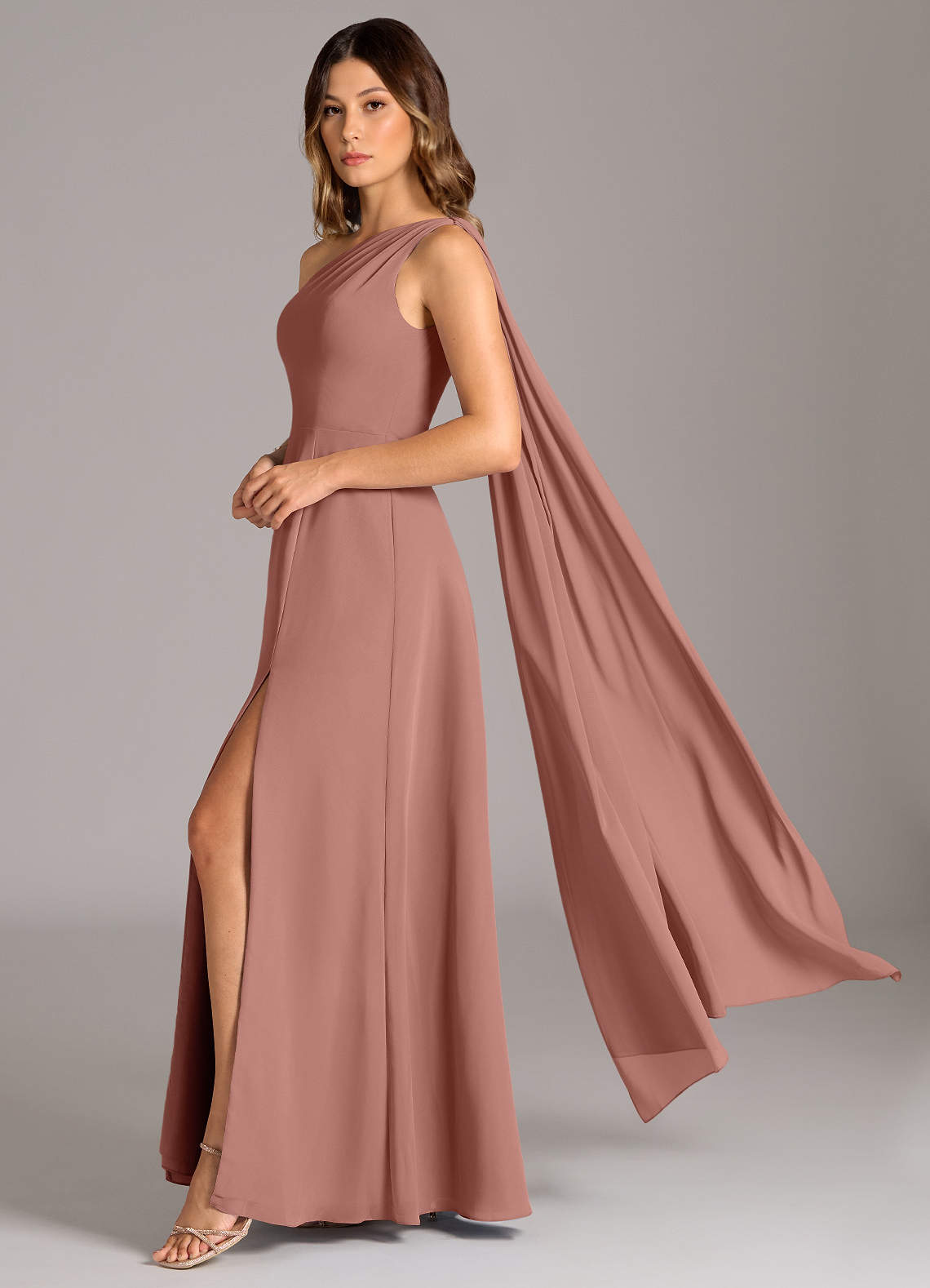 Azazie Tella Abiti da Damigella Abito A-Line in Chiffon Monospalla Cedro Rosa image1