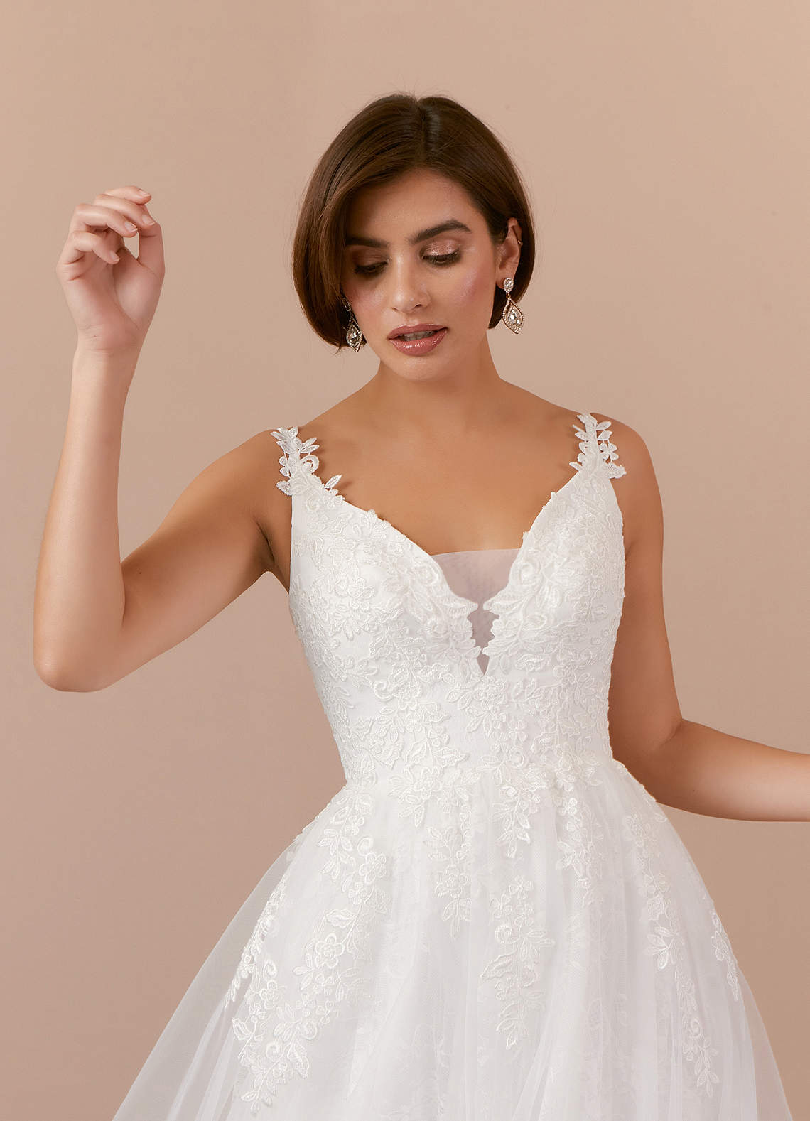 Azazie Jolene Wedding Dresses Diamond White A-Line Lace Tulle Dress image4