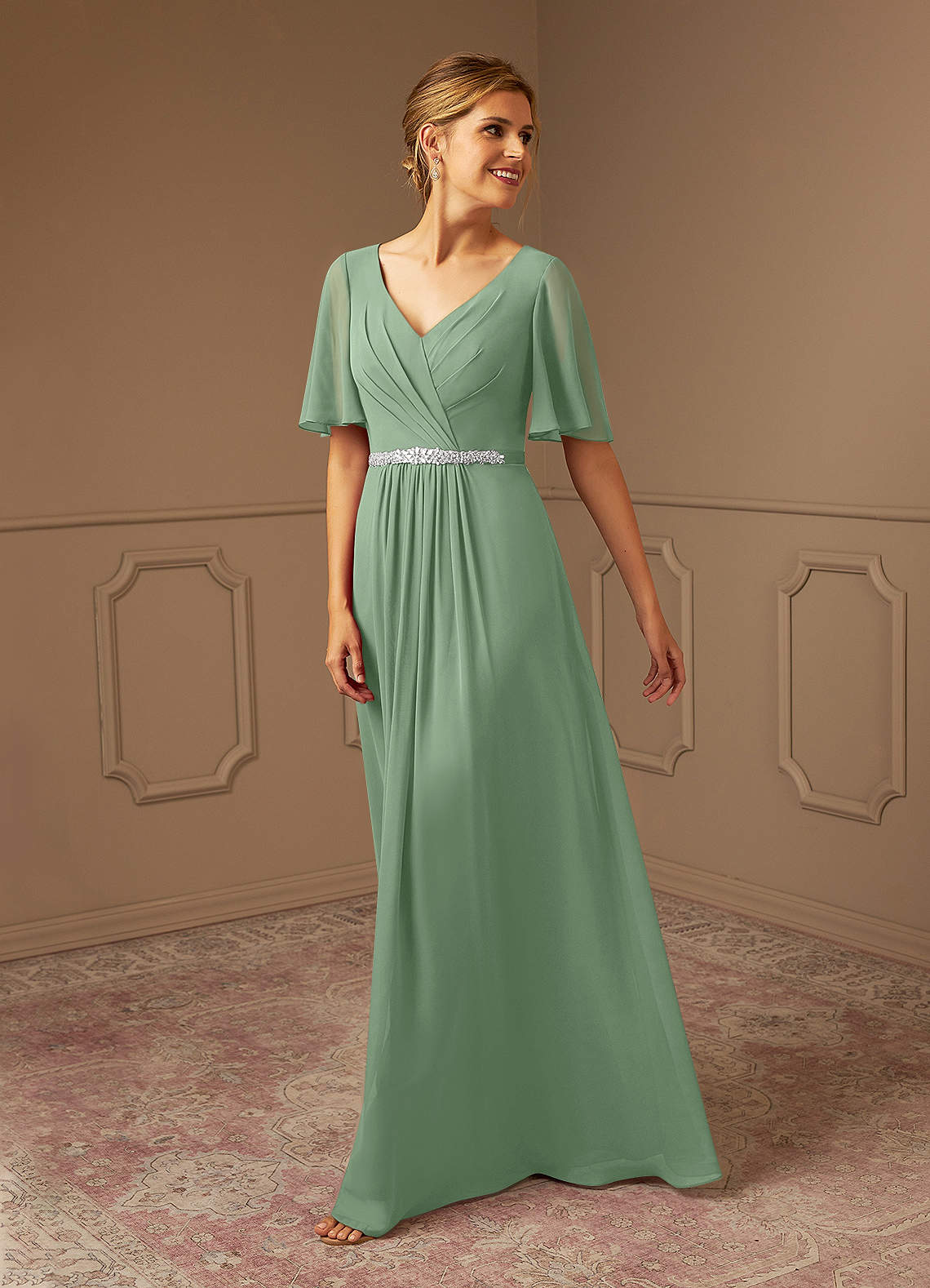 Azazie Tricia vestidos de madre de la novia Vestido de Matcha de Gasa de Corte En A con Cuello en V Plisado image1