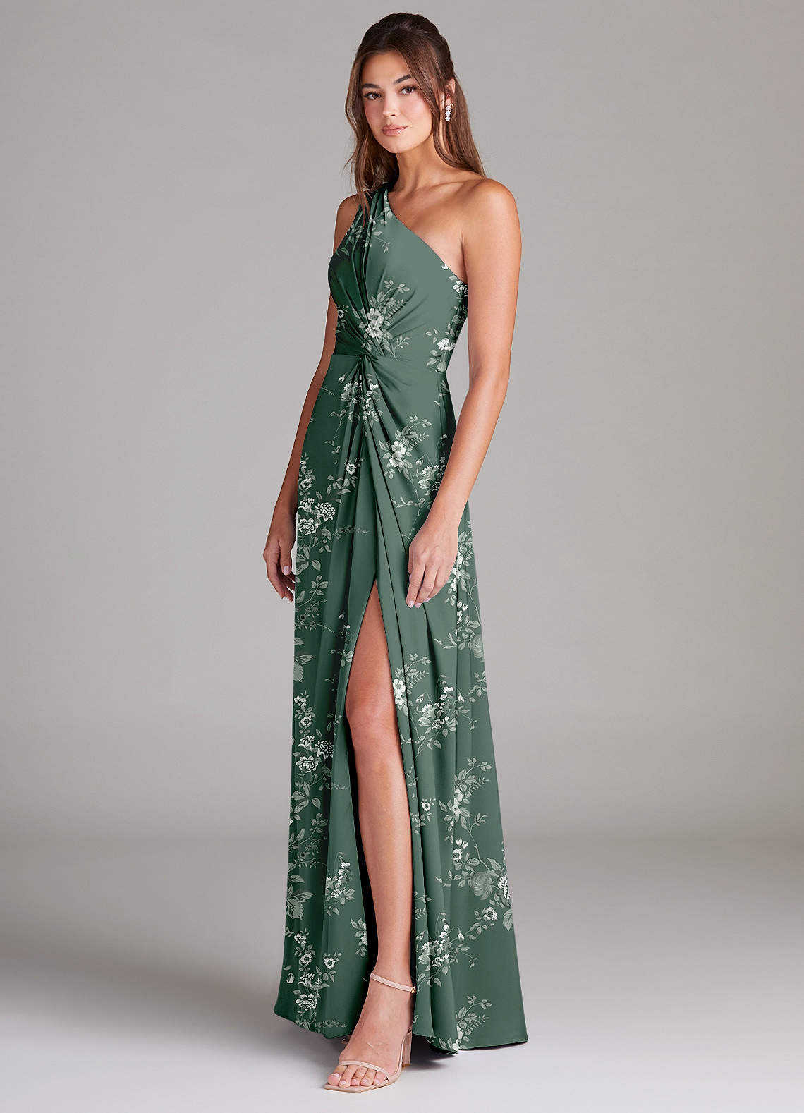 Azazie Brooke Robes de demoiselle d'honneur Robe Trapèze en Satin extensible Une épaule Jardin Floral D'eucalyptus image5