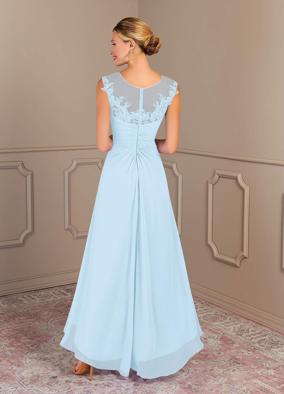 Light blue dress for mother of the preschool bride