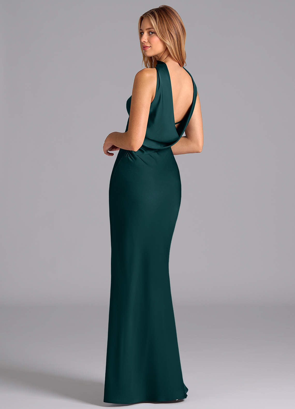 Azazie Lusinda Vestidos de damas de honor Vestido de Pino de Satén Elástico de Corte Sirena con Sin tirantes image1