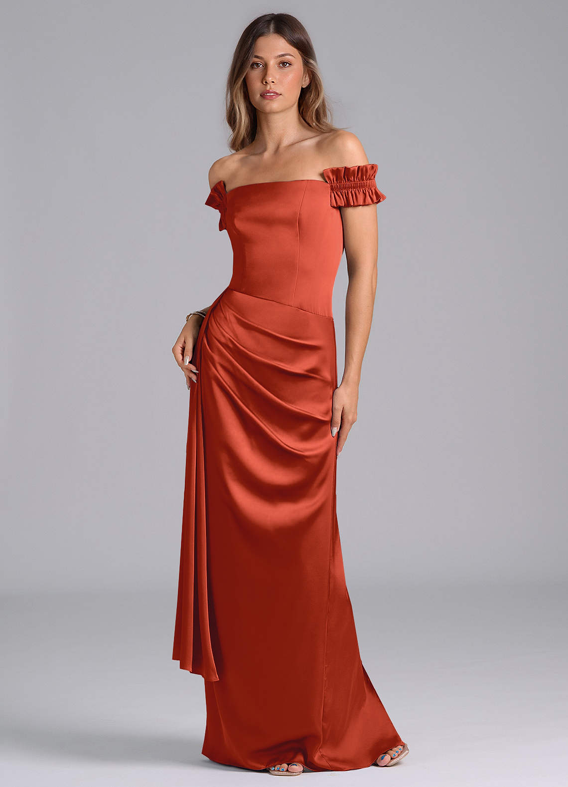 Azazie Kalysia Vestidos de damas de honor Vestido de Óxido de Satén Elástico de Corte Sirena Convertible con Vestidos sin tirantes image1