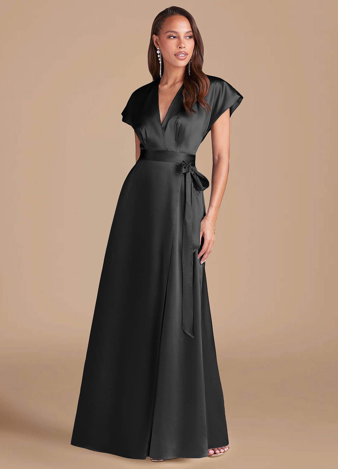 Azazie Nico Brautjungfernkleider A-Linie Plissee Metallischer Satin Kleid Schwarz image1