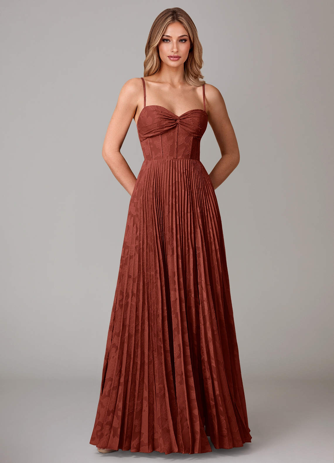 Azazie Akiko Vestidos de madrinha de casamento Vestir Terracota de Esgotamento Floral de Linha A com Decote em coração image4