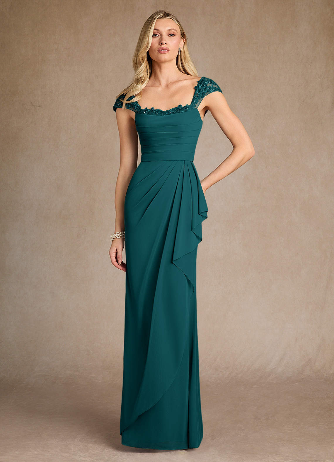 Azazie Belfast Abiti per la Madre della Sposa Abito Tubino in Maglia Pizzo Verde Pavone image1