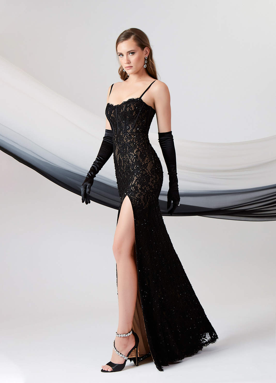 Azazie Esmeray Abiti da Sposa Abito A-Line in Raso Elasticizzato Lustrini Nero Nudo image8