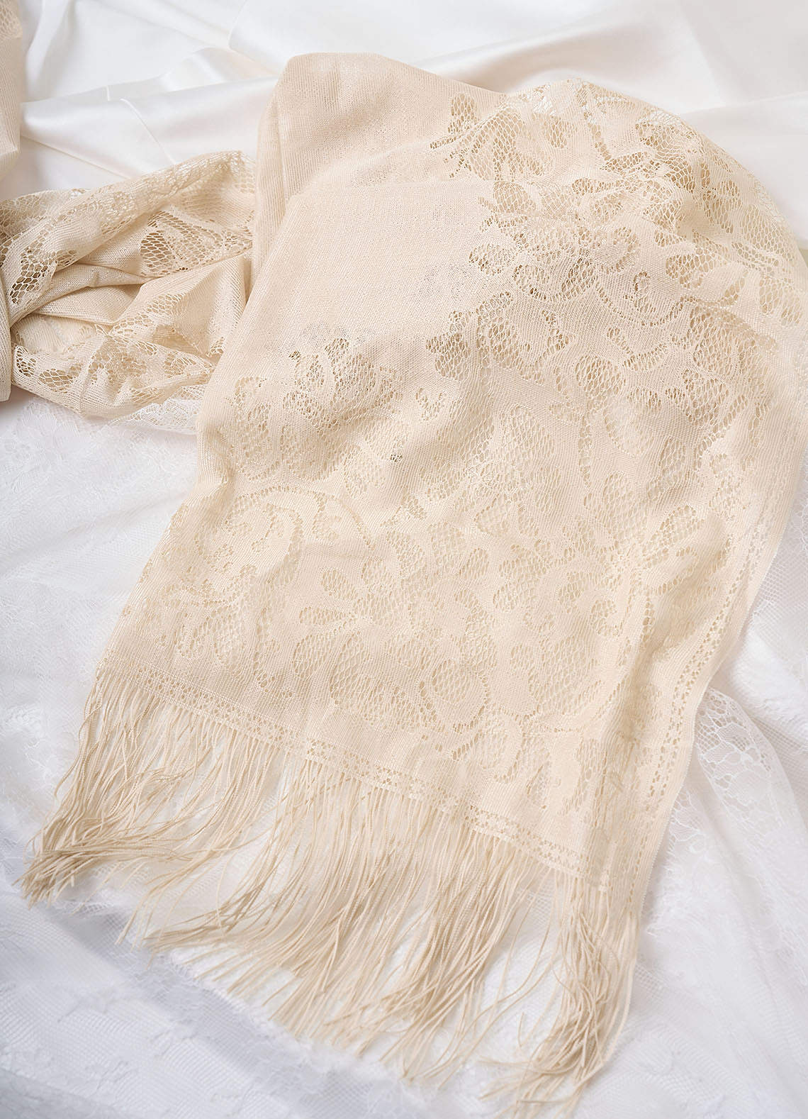 front Lace Ruffle Shawl