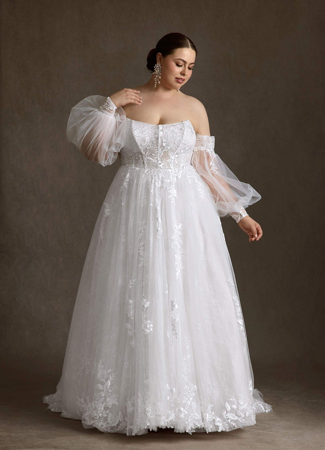 Azazie Elowyn Wedding Dresses Diamond White Ball-Gown Strapless Lace Dress image18