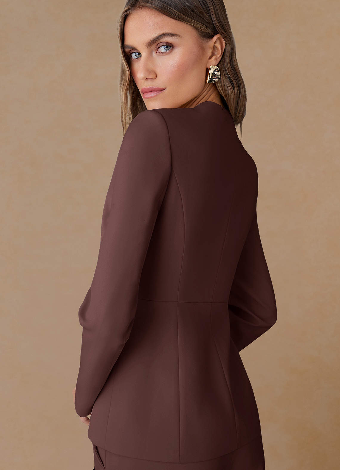 front Elara Espresso Maßgeschneiderter Blazer aus edlem Webmuster
