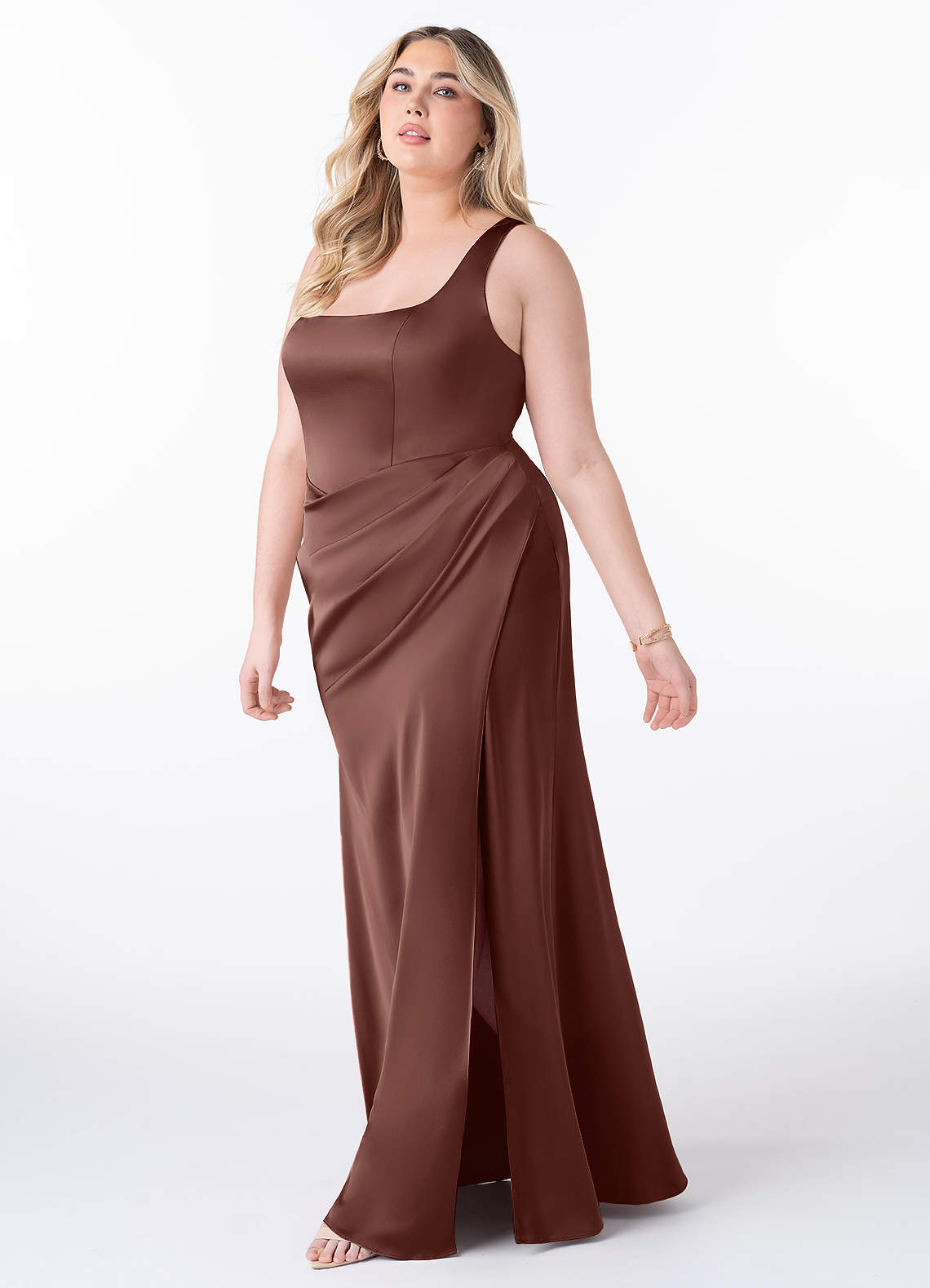 Azazie Mero Vestidos de madrinha de casamento Vestido Café Expresso de Cetim elástico de Bainha com Plissado image6