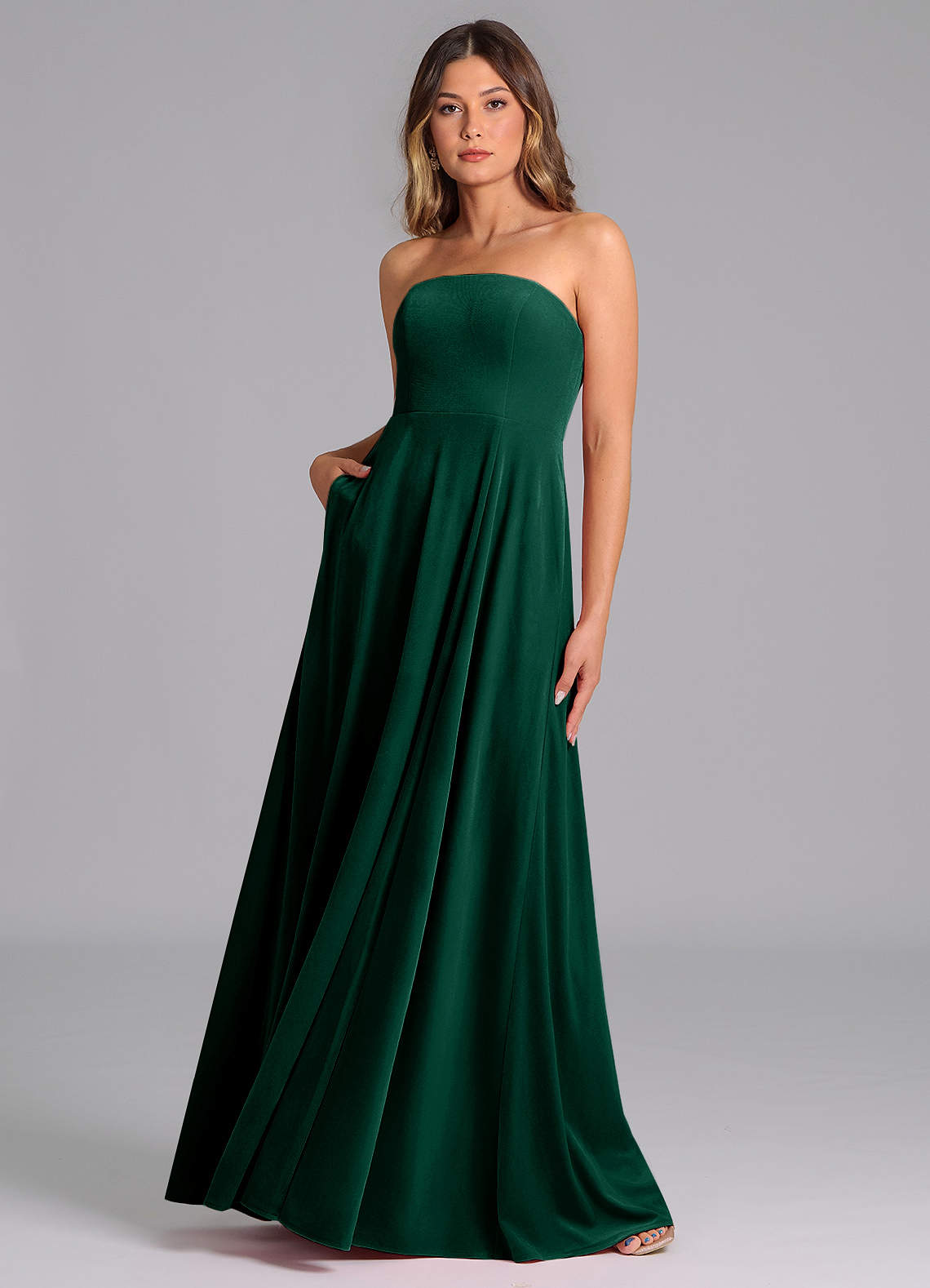 Azazie Wren Probar vestidos en casa Vestido de Esmeralda de terciopelo de Corte en A con Sin tirantes image1