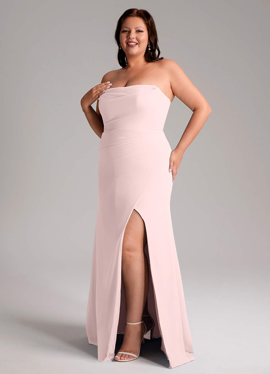 Azazie Leonis Vestidos de damas de honor Vestido de Rosa Rubor de Gasa de Corte Recto Convertible con Sin tirantes image12