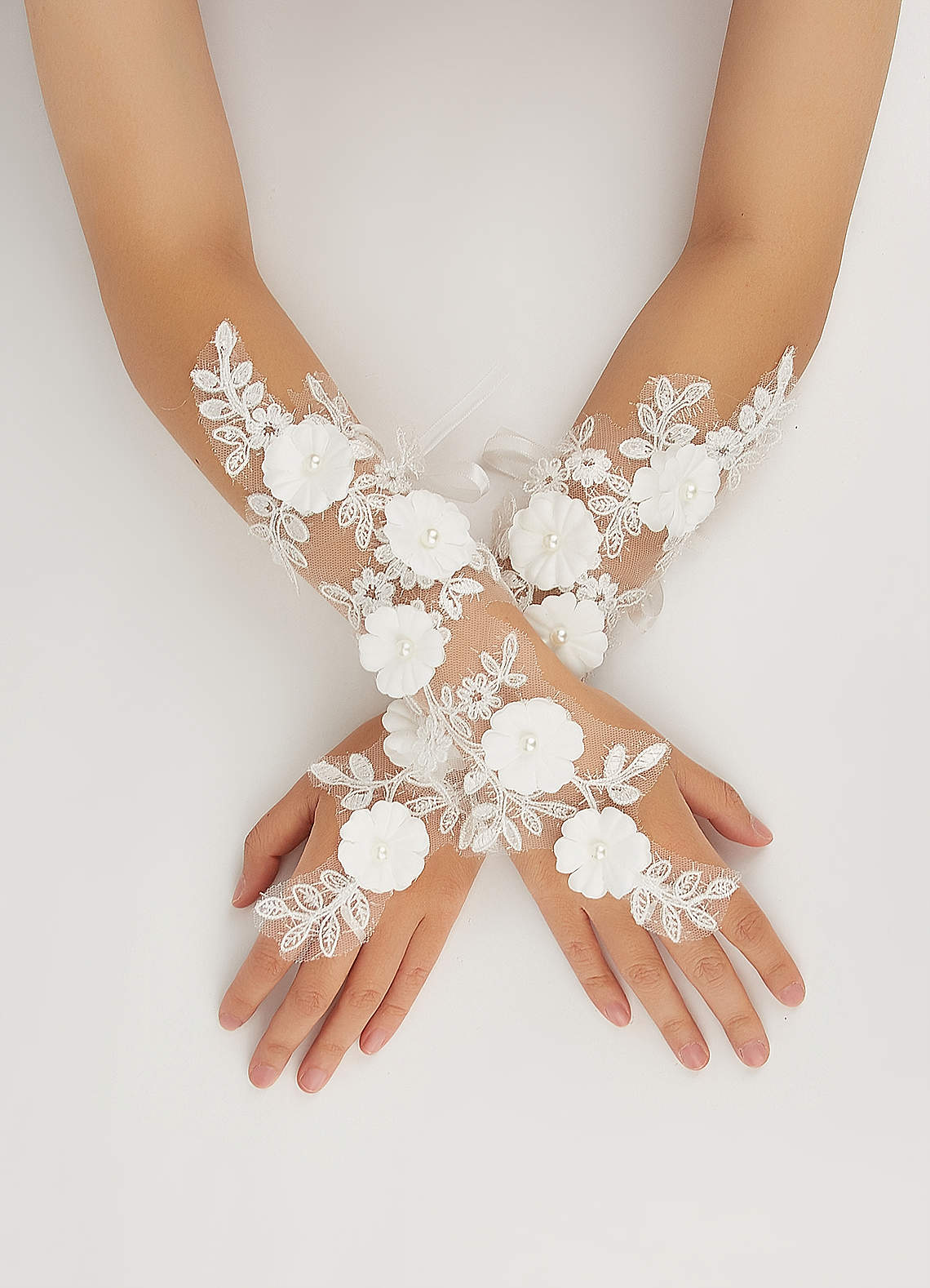front Floral Embroidered Lace Fingerless Gloves