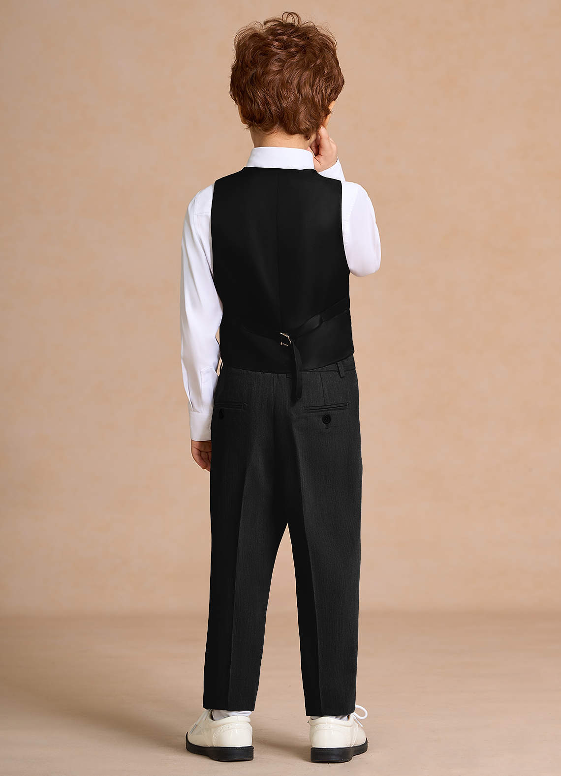 front Oliver Black Boys 5-Piece Suit With Bow Tie