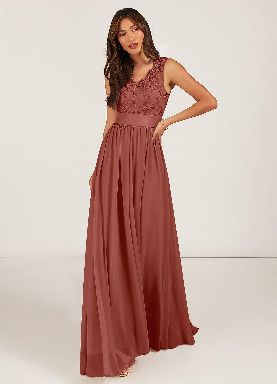 Azazie Gertrude Abiti da Damigella Abito A-Line in Chiffon Pizzo Auburn image1