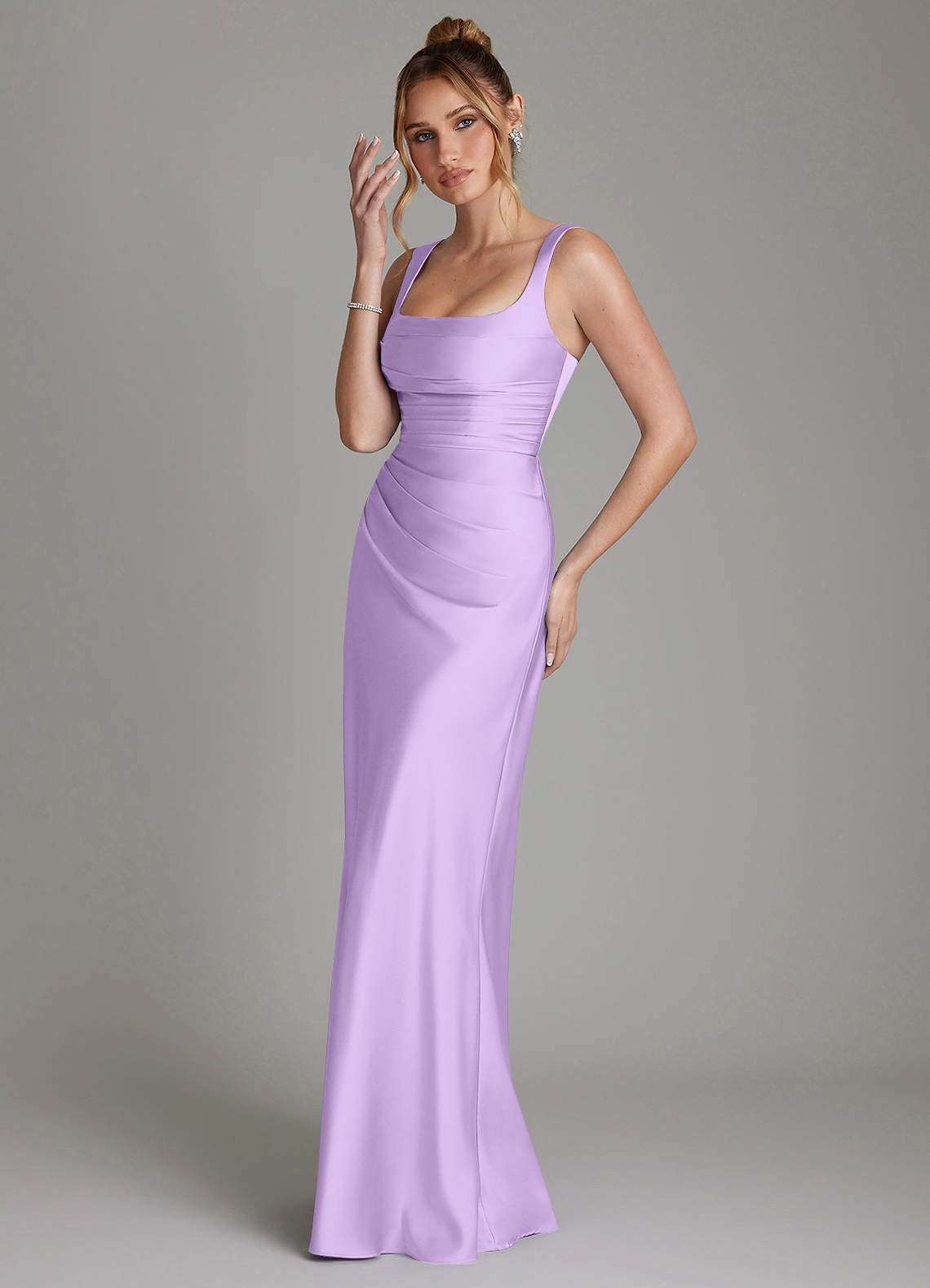 Azazie Agustina Robes de demoiselle d'honneur Robe Sirène en Satin extensible Corset Lilas image4