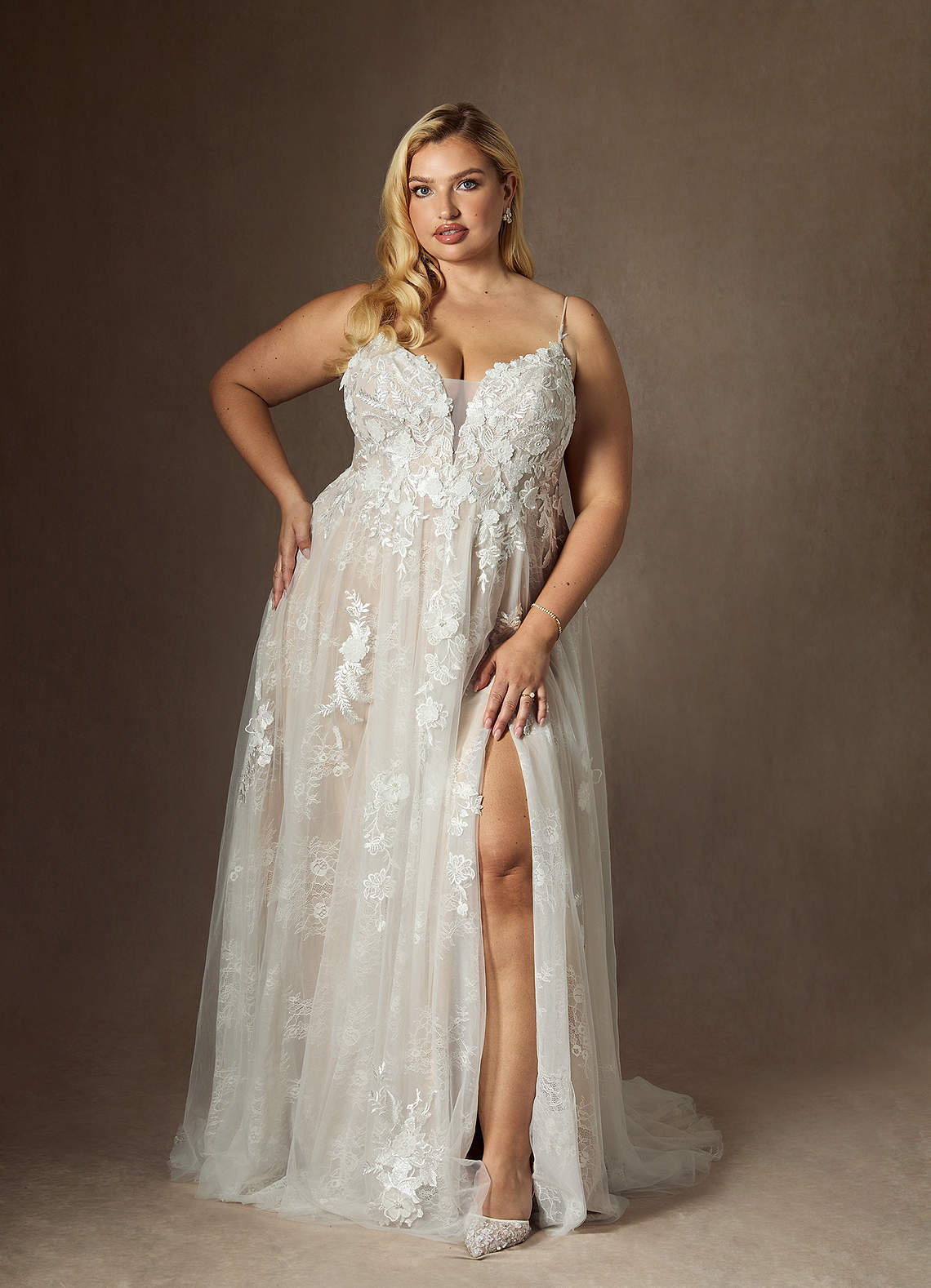 Azazie Monda Brudekjoler En streg Blonder Tulle Kapel tog Kjole image11