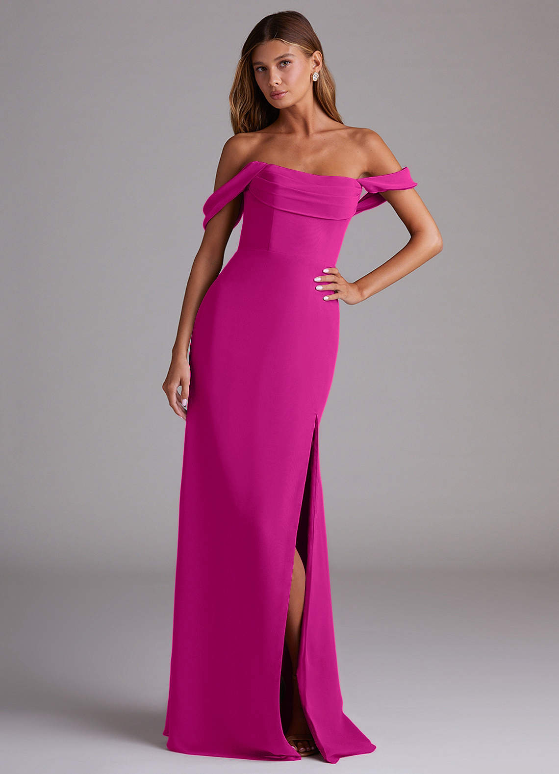 Azazie Saige Vestidos de damas de honor Vestido de Fucsia de Gasa de Corte en A Convertible con Vestidos sin tirantes image3