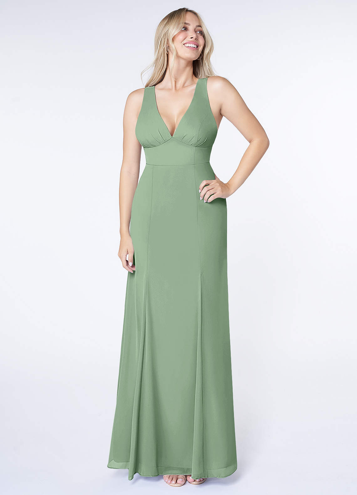 Azazie Christiana Robes de demoiselle d'honneur Robe Trapèze en Mousseline de soie Col V plissé Matcha image1