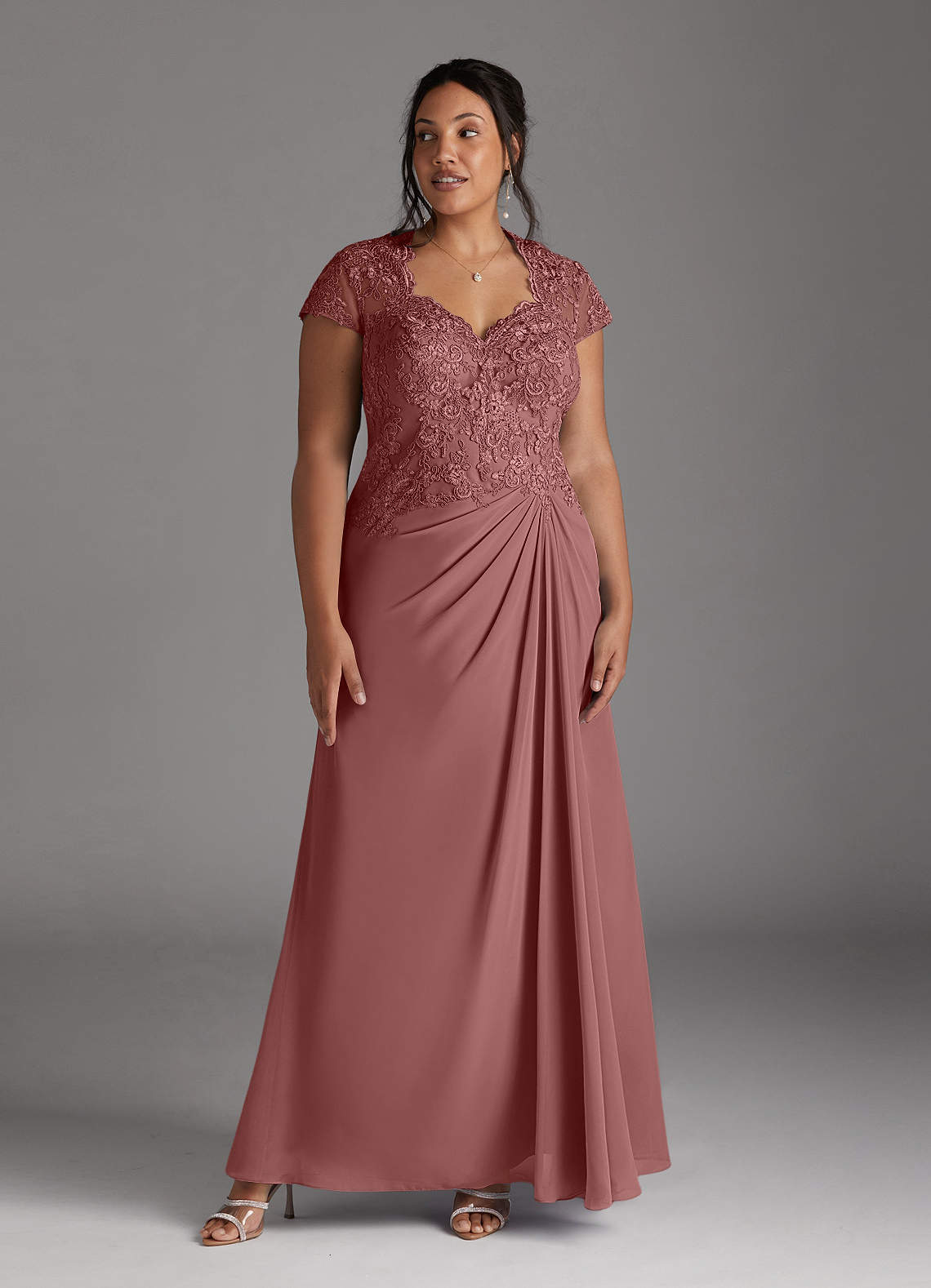 Azazie Junie Mère de la mariée Robes Robe Trapèze en Mousseline de soie Dentelle Rose Du Désert image1