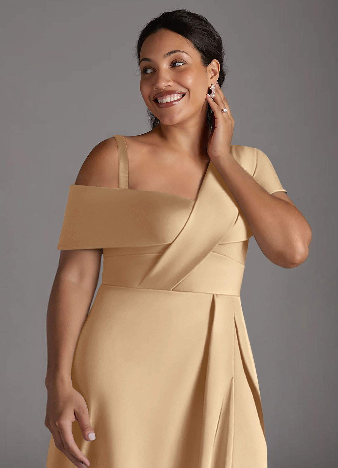 Azazie Milton Mère de la mariée Robes Robe Trapèze en Satin extensible Plissée Champagne image13