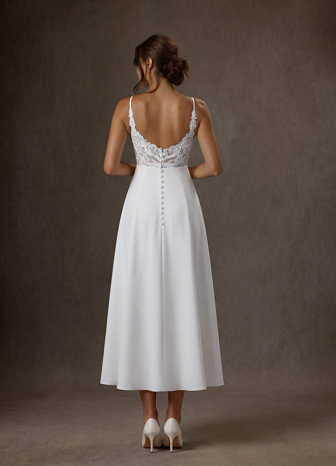 Azazie Xena Vestidos de noiva Vestido Diamante Branco de Crepe Esticado de Linha A image5