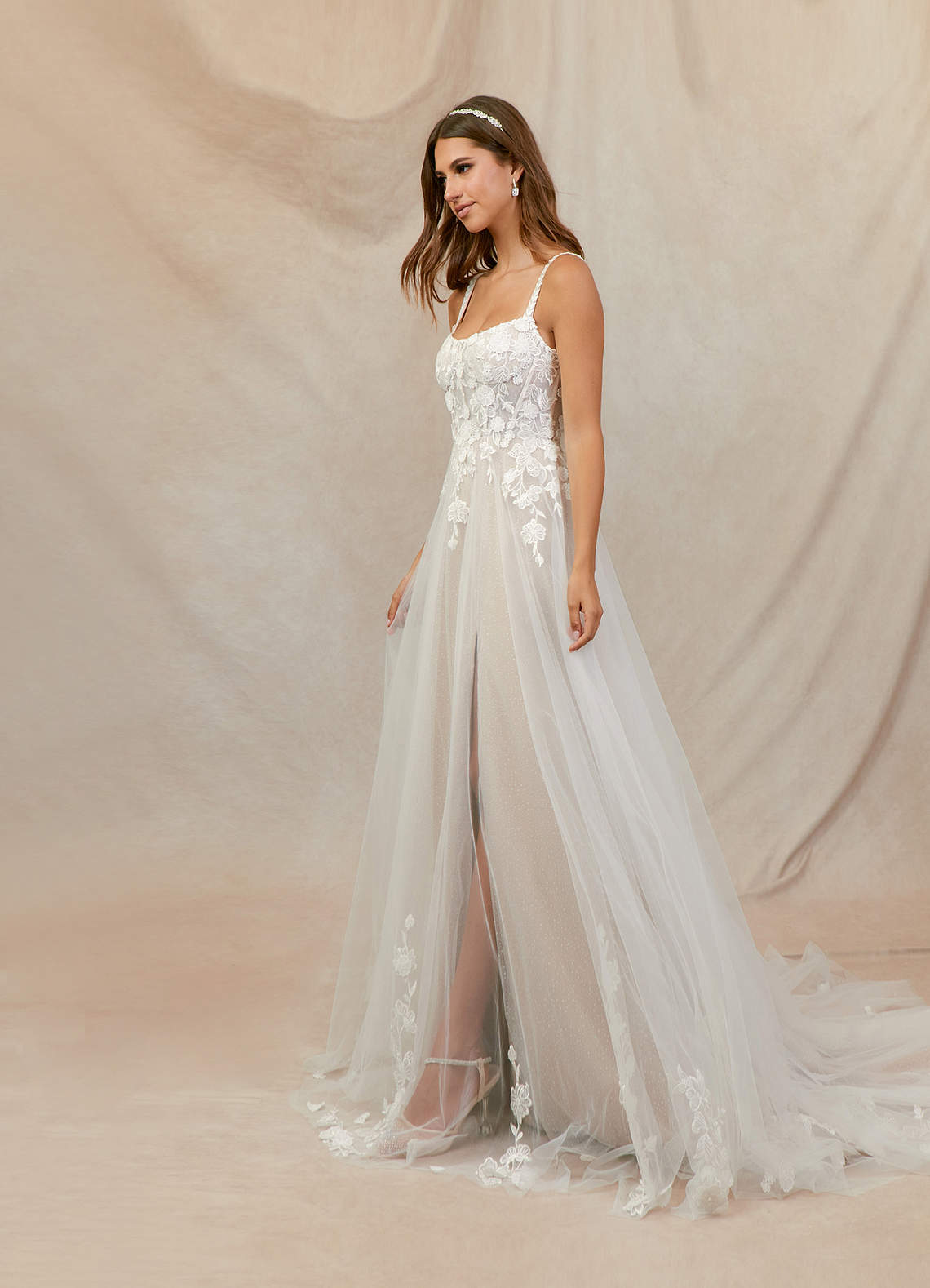 Azazie Jovana Diamond White Sand A-Line Scoop Tulle Dress