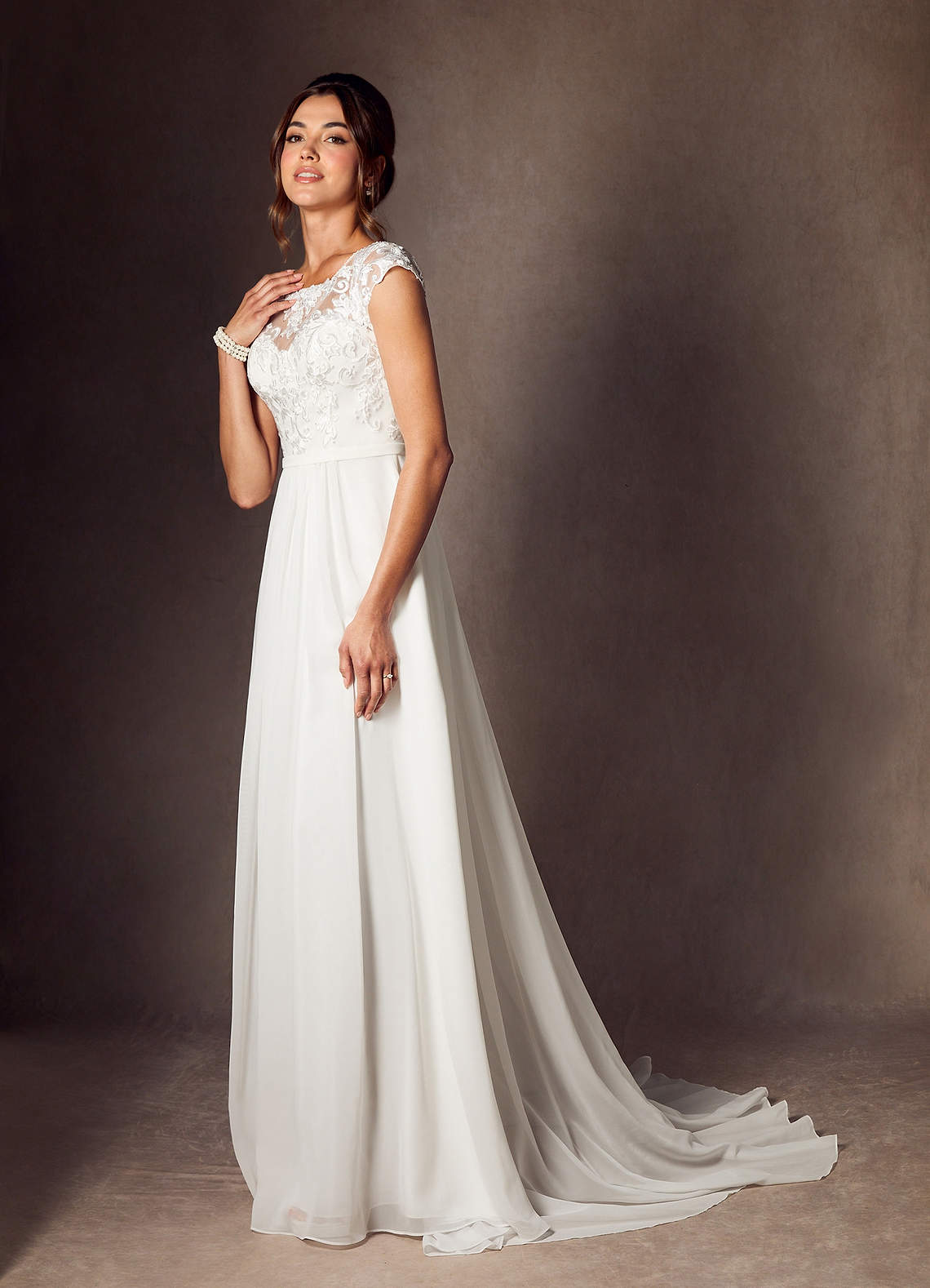 Azazie Brynslee Abiti da Sposa Abito A-Line in Chiffon con Scollo a U e Paillettes Bianco Diamante image7