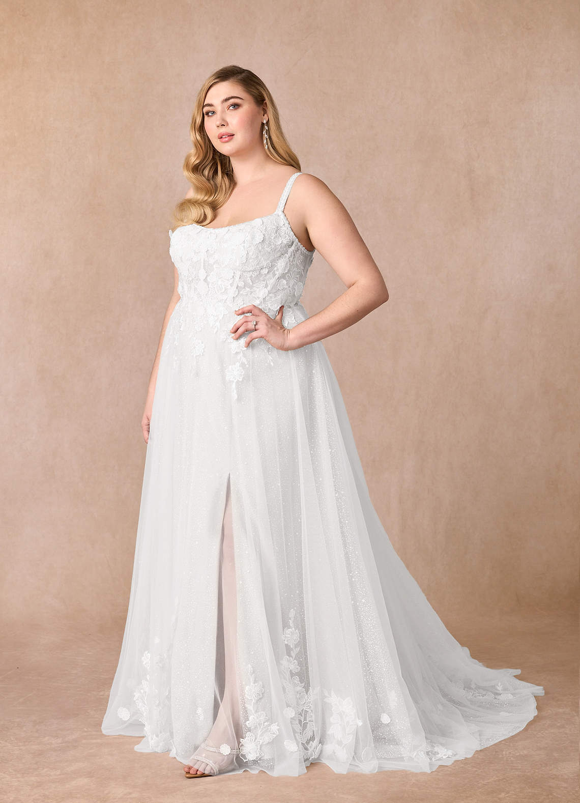 Azazie Jovana Vestidos de noiva Vestido Diamante Branco de Tule de Linha A com Renda image5