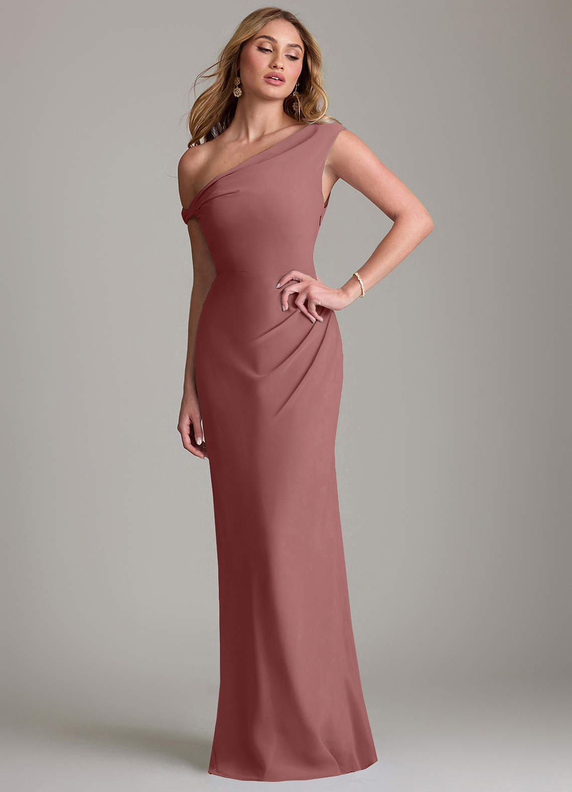 dark blue chiffon bridesmaid dress New Long Dresses Navy Wedding Party Gown,off-shoulder Maid of Honor Long Prom Gown,220062 Halter Sleeves NPU-Kyla-202628 FIT:PETITE Akiihool Girls' Dresses Short