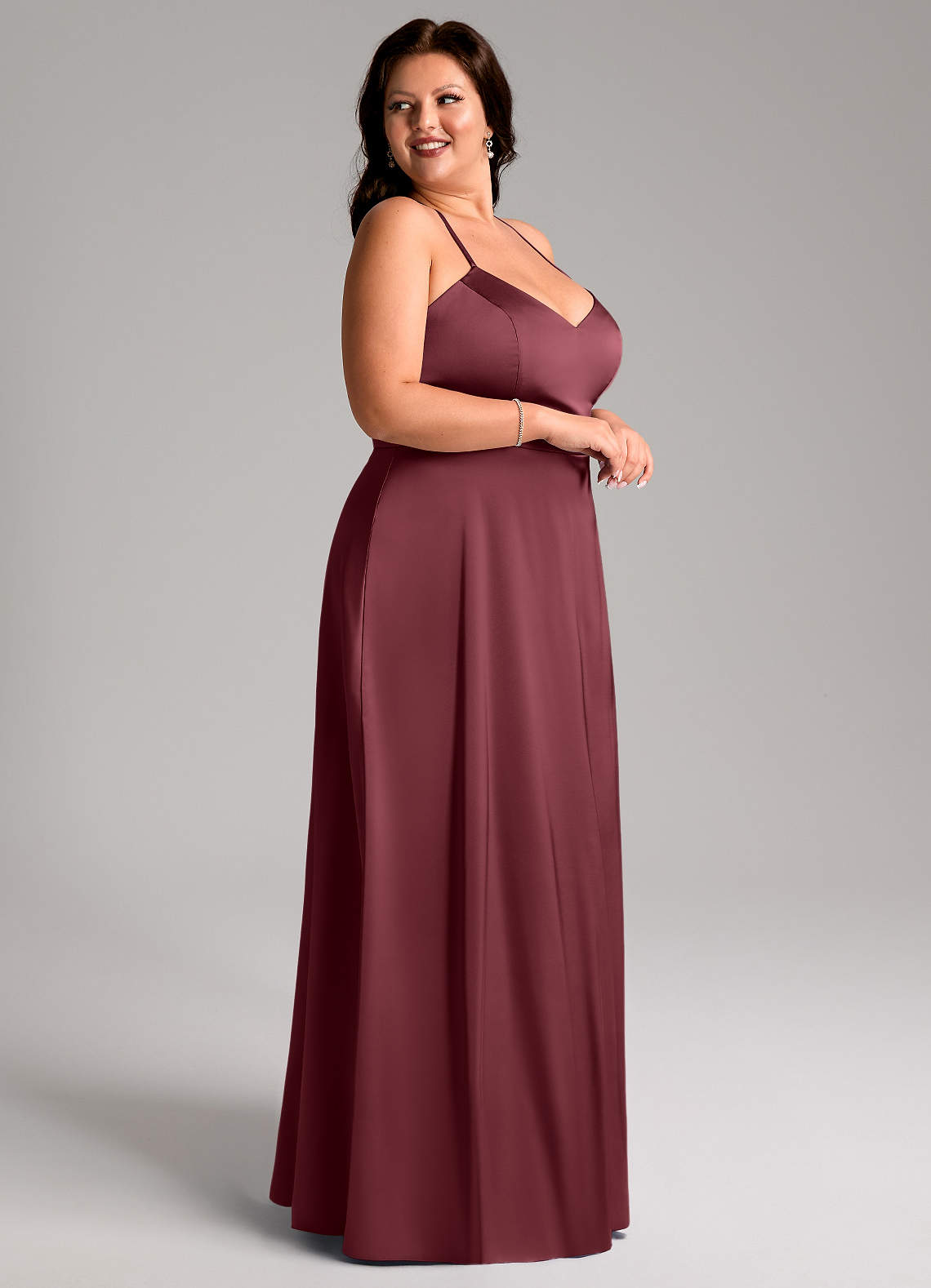 Azazie Mei Essayer des robes à la maison Robe Trapèze en Satin extensible Col en V Noir image8