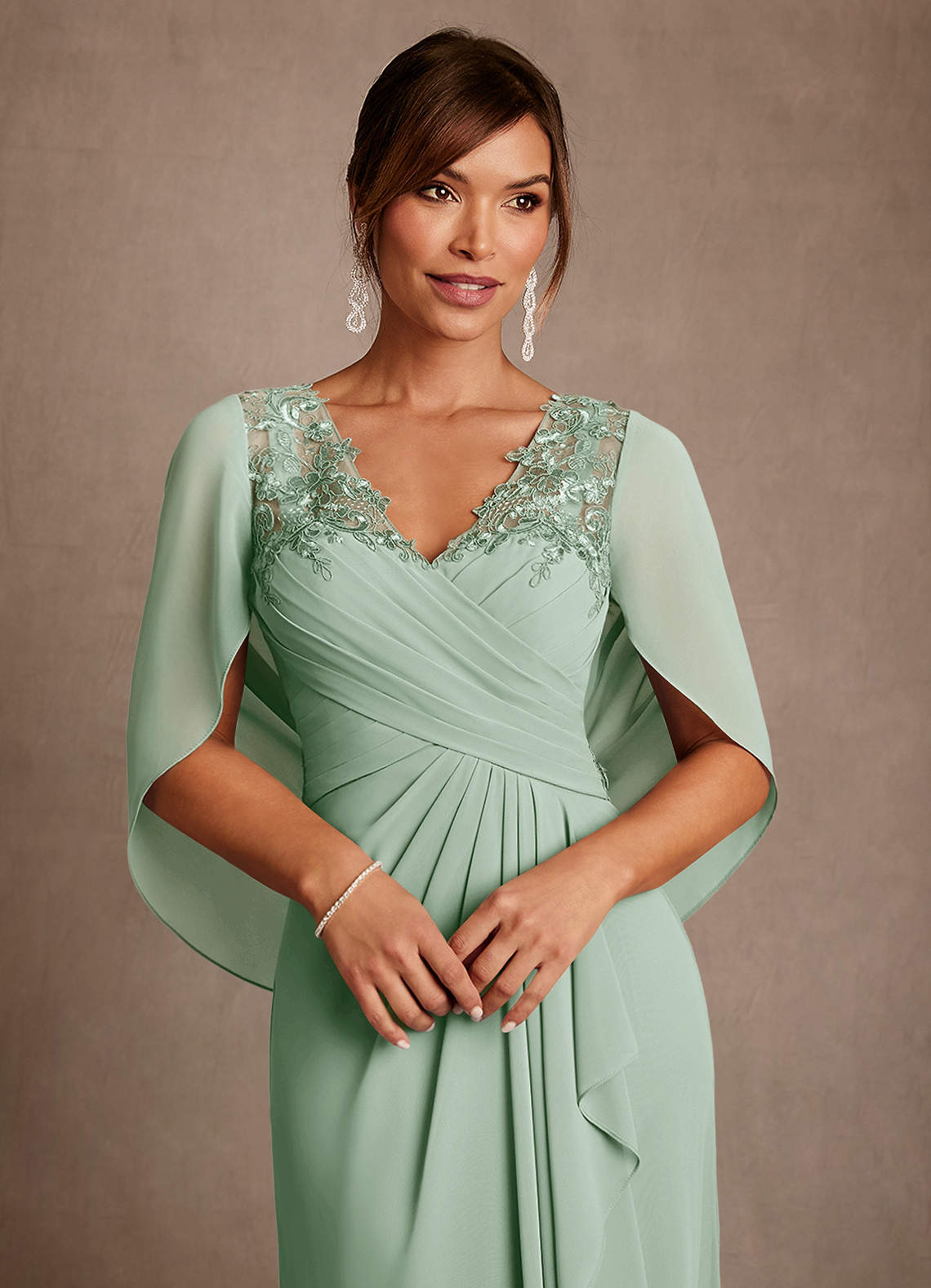 Azazie Forums Vestidos para mãe da noiva Vestido Agave de Renda de Linha A image3