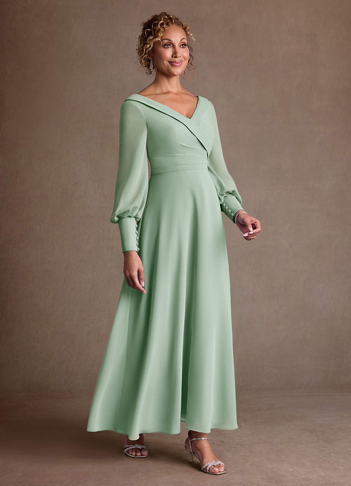 Azazie Paterson Mère de la mariée Robes Robe Trapèze en Mousseline de soie Plissée Agave image2