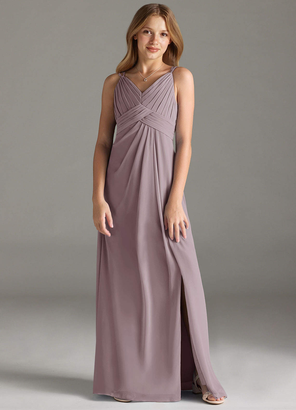 Azazie Maren Allure Junior Vestido de Atardecer de Gasa de Corte En A con Encaje image1