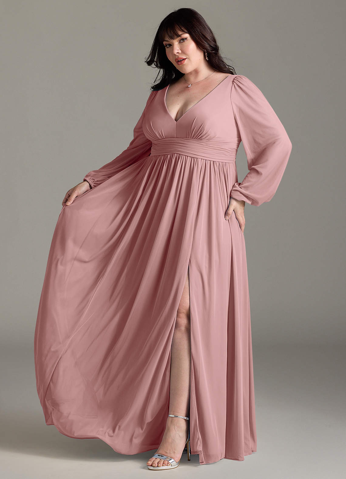 Azazie Norah Abiti da Damigella Abito A-Line in Chiffon con Maniche lunghe e Scollo a V Rosa Polverosa image9