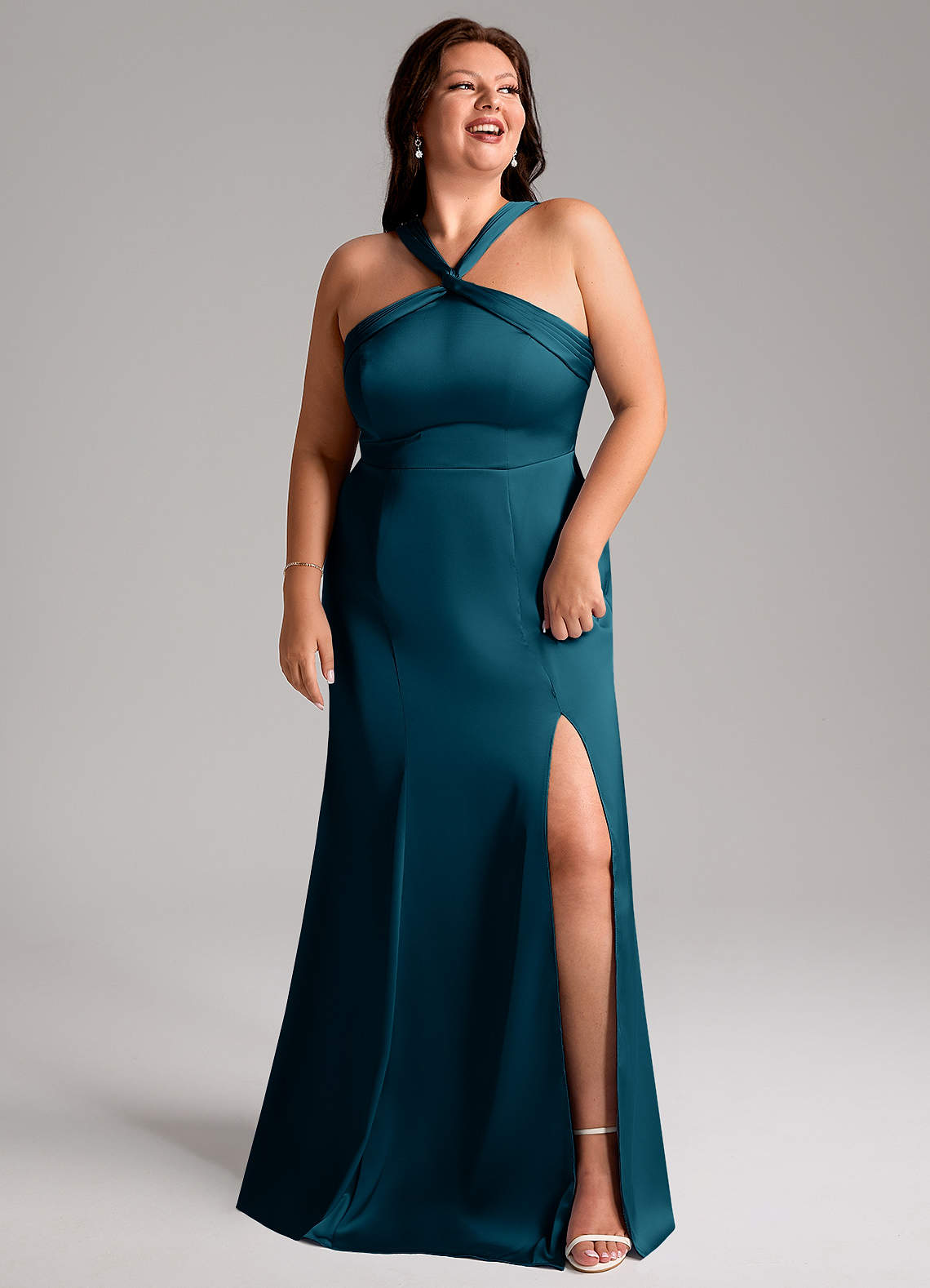 Azazie Rue Vestidos de damas de honor Vestido de Azul Tinta de Satén Elástico de Corte Sirena con Plisado image10