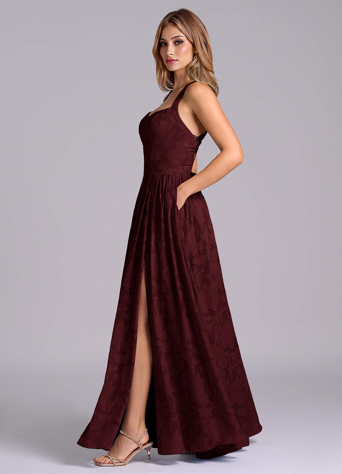 Azazie Francis Brautjungfernkleider A-Linie Korsett Blumen-Burnout Kleid Cabernetrot image2