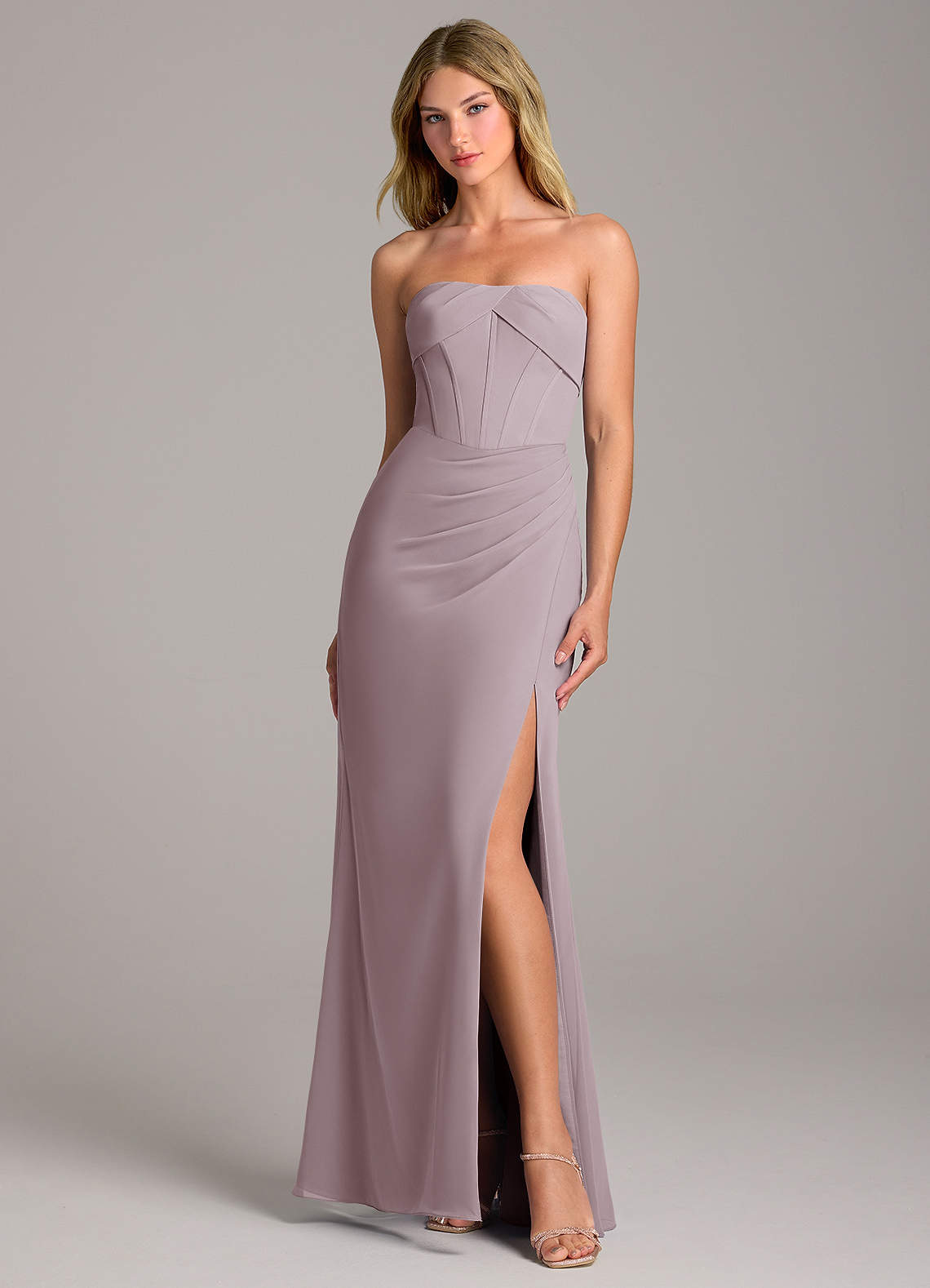 Azazie Chantel Vestidos de damas de honor Vestido de Atardecer de Gasa de Corte Recto Convertible con Sin tirantes image1