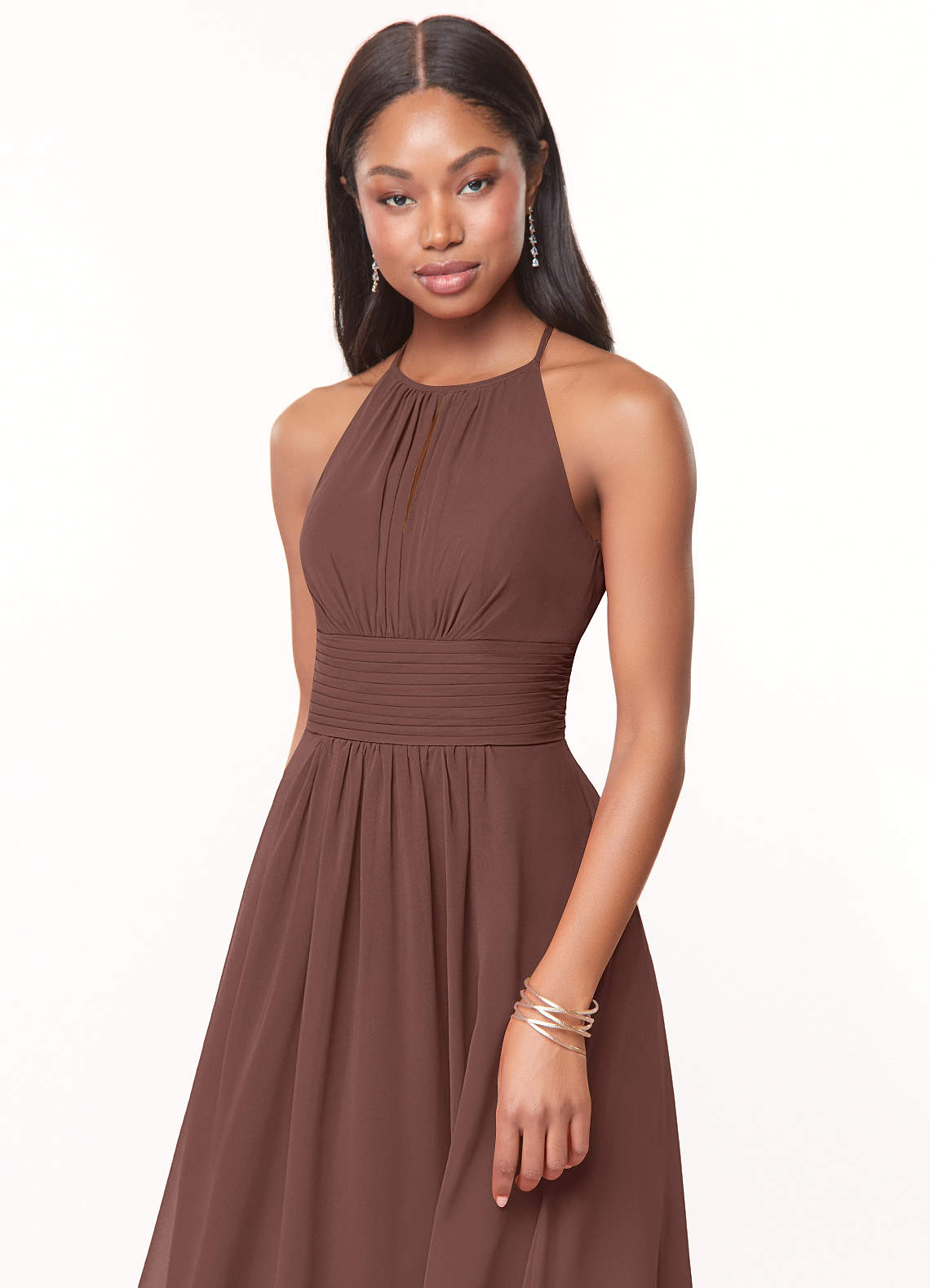 Azazie Bonnie Kleider zum Anprobieren zu Hause A-Linie Schlüsselloch Gerüscht Chiffon Kleid Burgunderrot image4