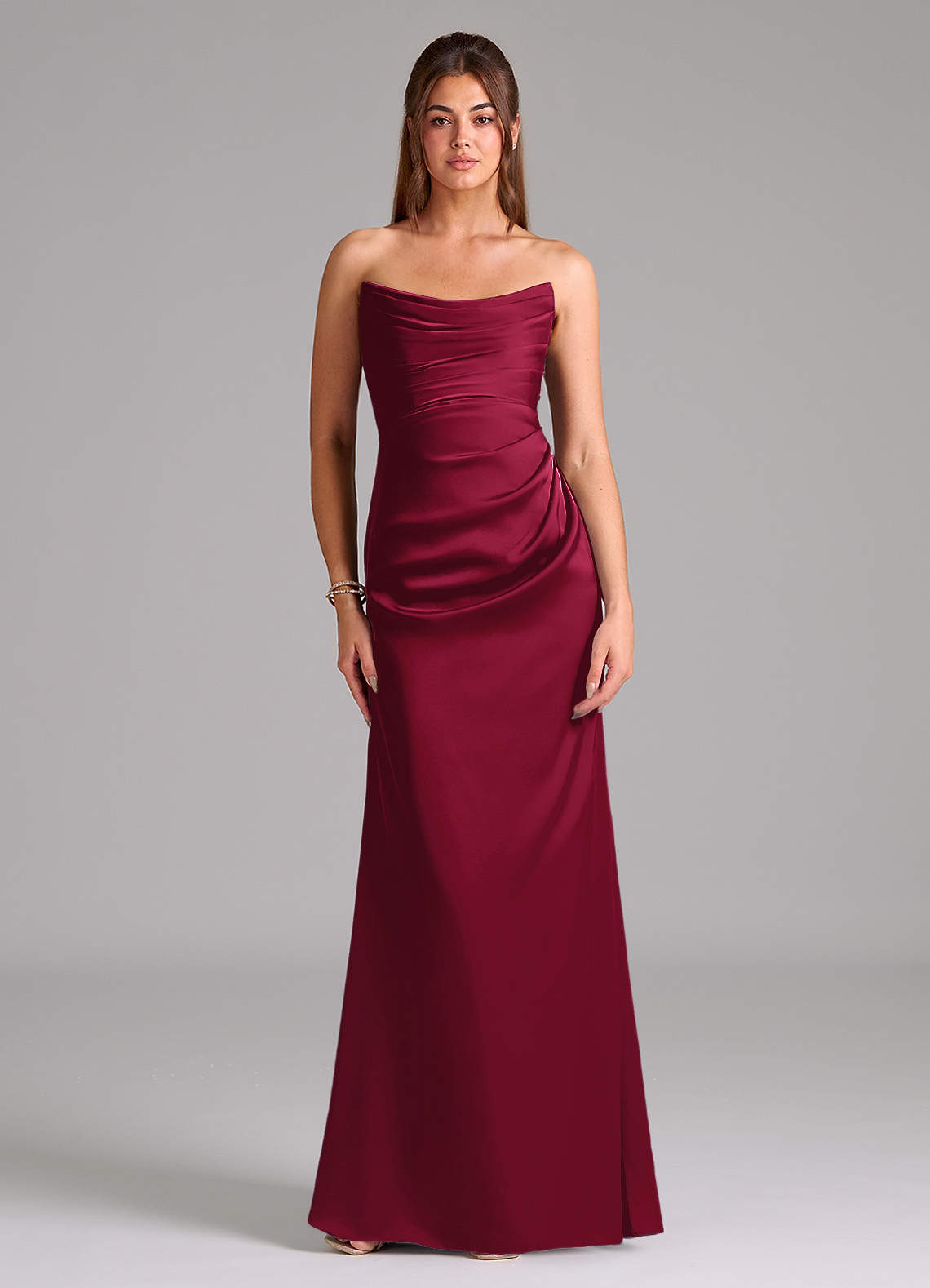Azazie Lucille Robes de demoiselle d'honneur Robe Sirène Convertible en Satin extensible Sans bretelle Bourgogne image1