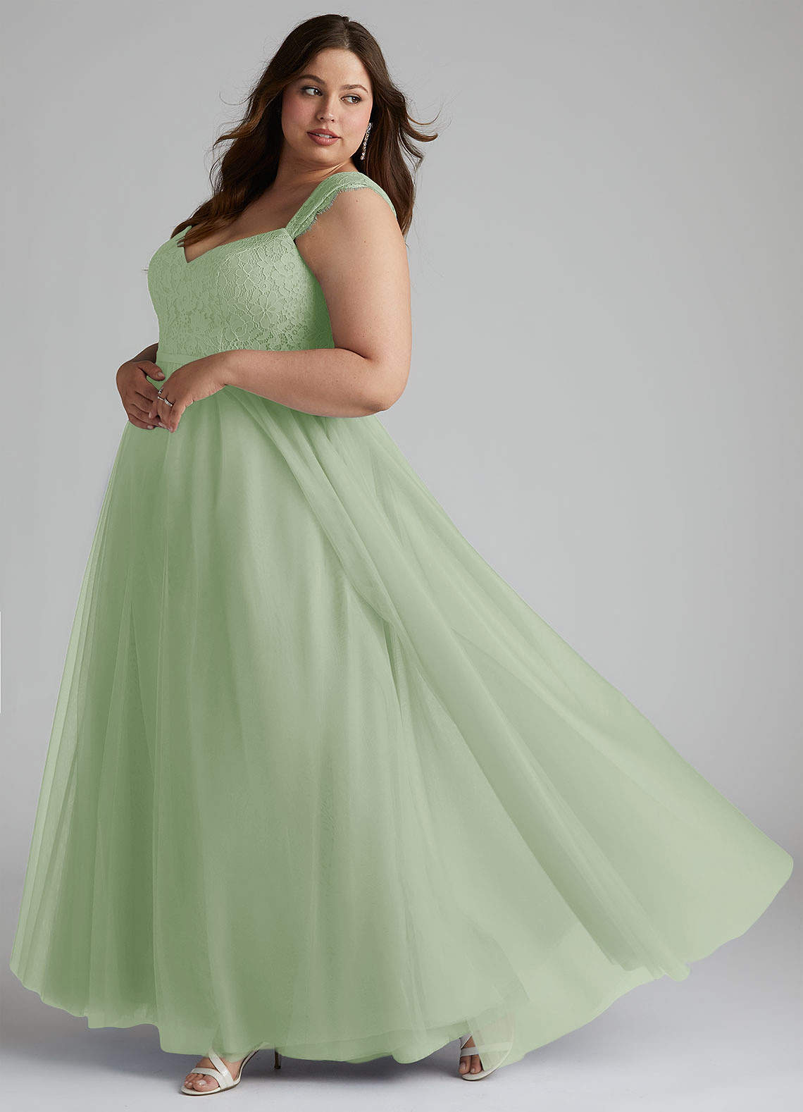 Azazie Luxi Essayer des robes à la maison Robe Trapèze en Tulle Plissée Cabernet image8