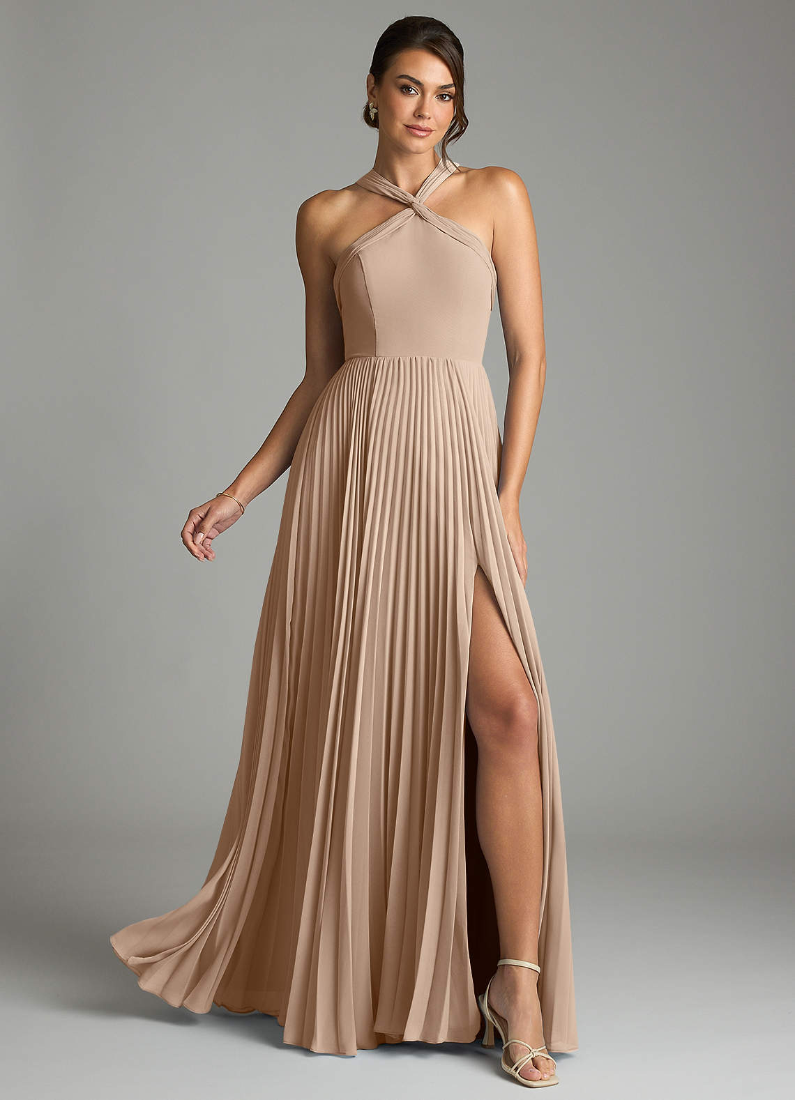 Azazie Afra Abiti da Damigella Abito A-Line in Chiffon Plissettato Taupe image1