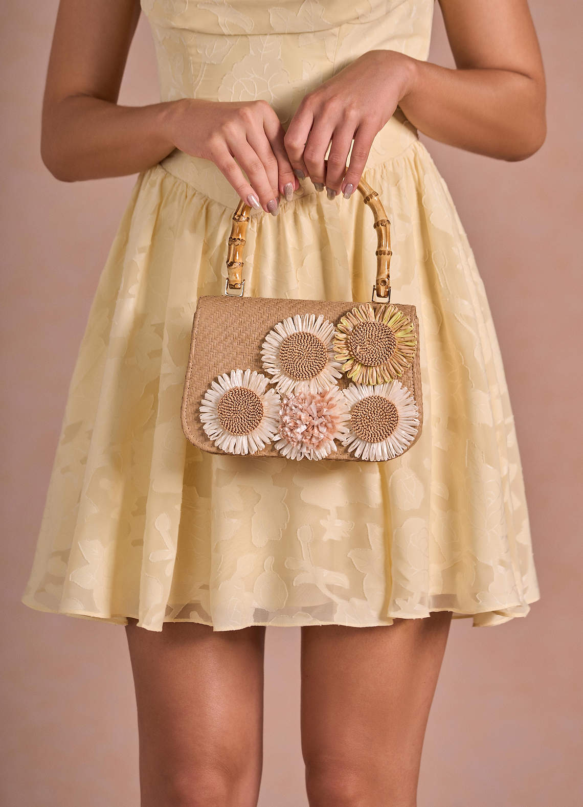 front 3D Flower Woven Straw Handbag
