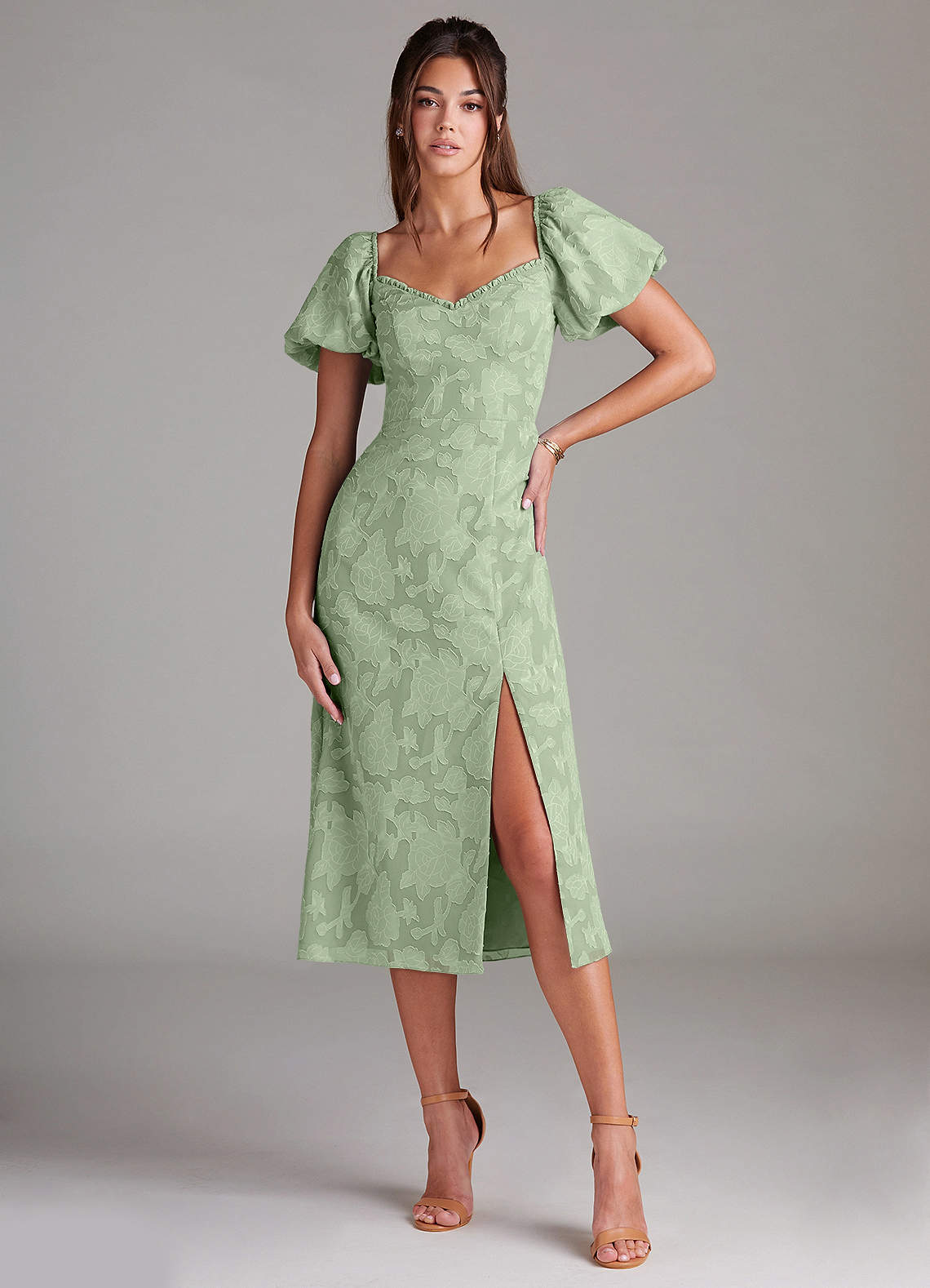 Azazie Evalina Brautjungfernkleider Etui Blumen-Burnout Kleid Staubiger Salbeigrün image1