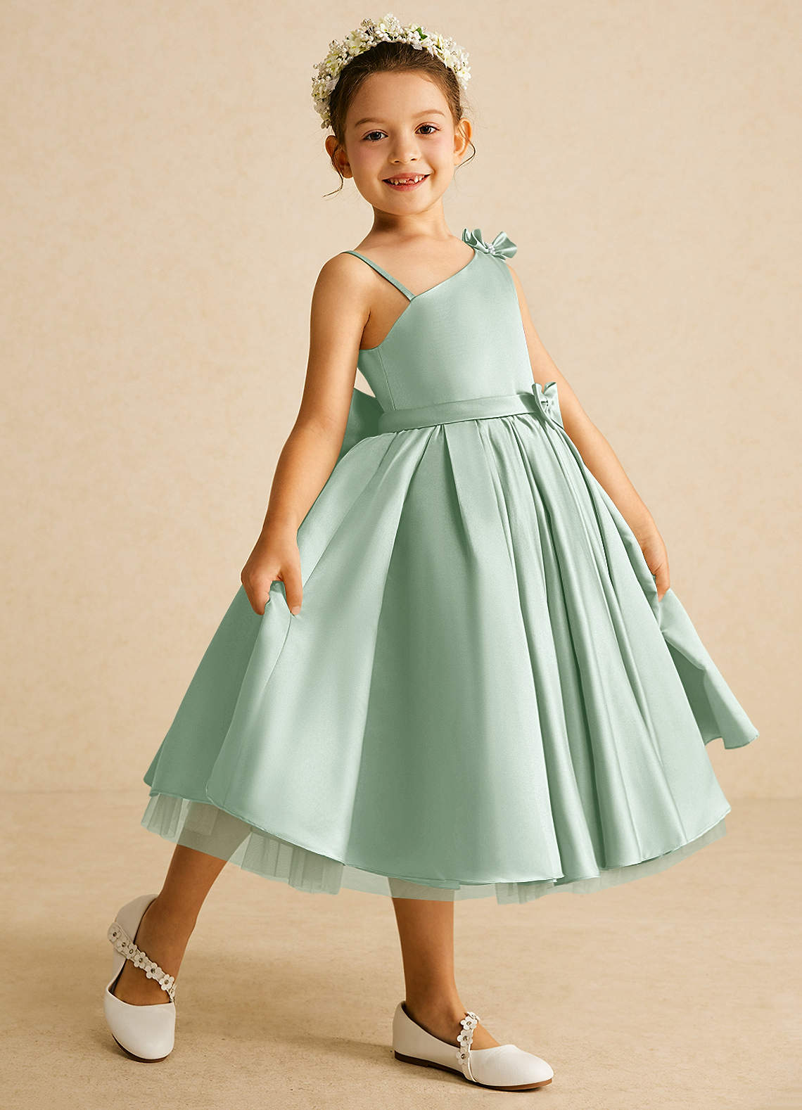 Azazie Lollipop Robe Demoiselle D'honneur Fillette Robe Trapèze en Mat Satiné Ue épaule Agave image1